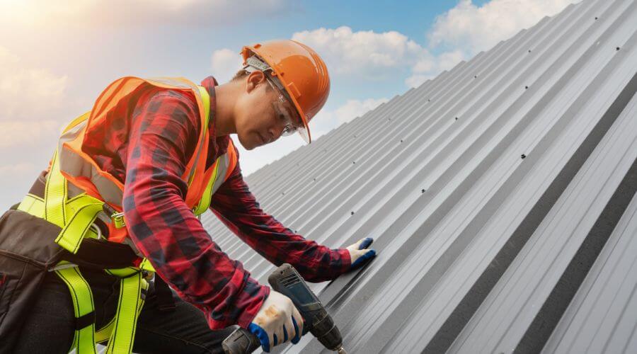 Professional Emergency Roof Repairs services in Wauregan, CT